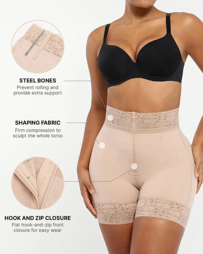 Short taille mi-haute ShapeFlex® avec baleines intégrées pour rehausser les fesses
