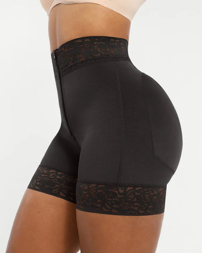 Short taille mi-haute ShapeFlex® avec baleines intégrées pour rehausser les fesses